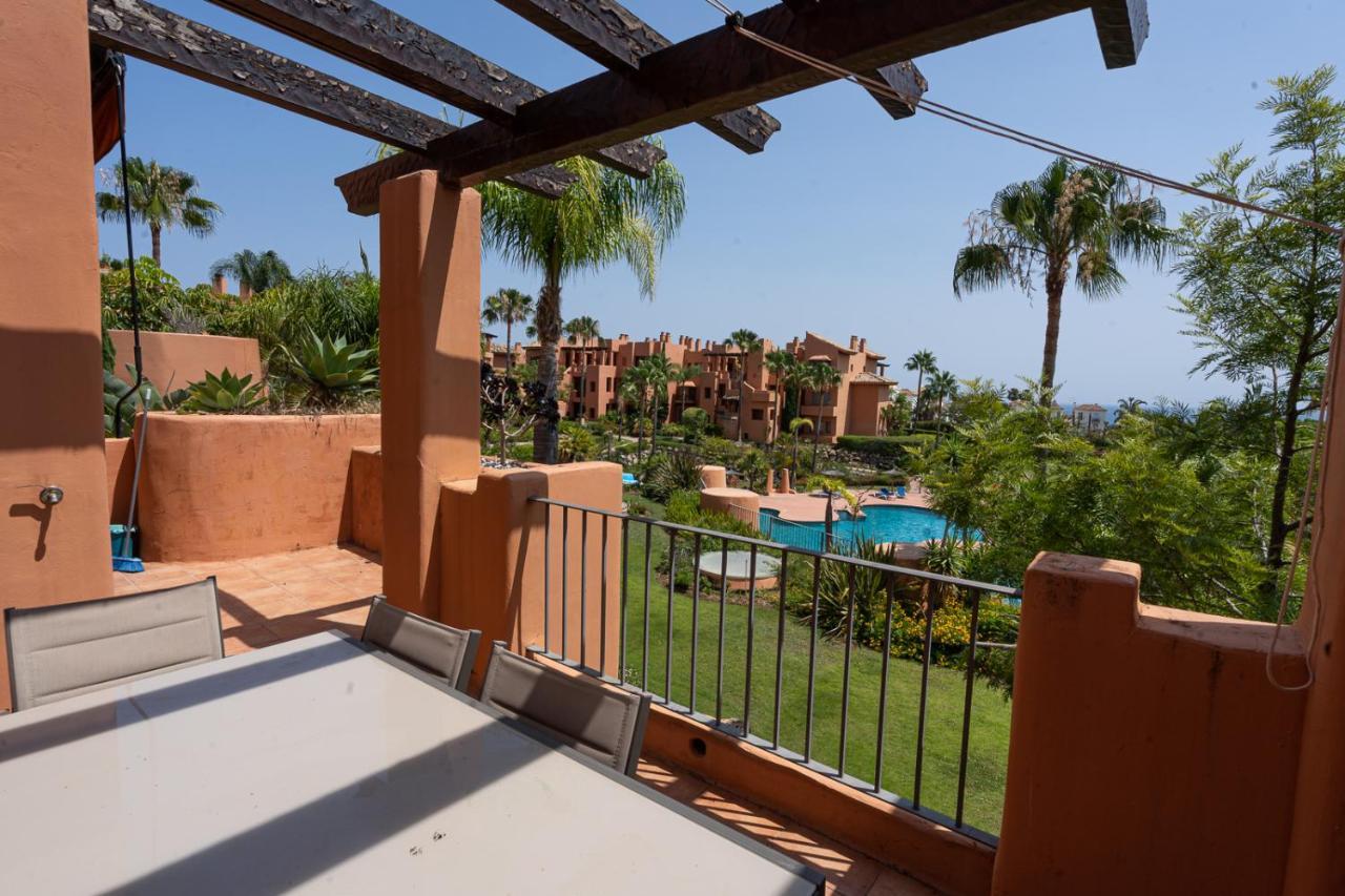 El Sol Sotoserena 2 Bedroom Apartment Estepona Esterno foto
